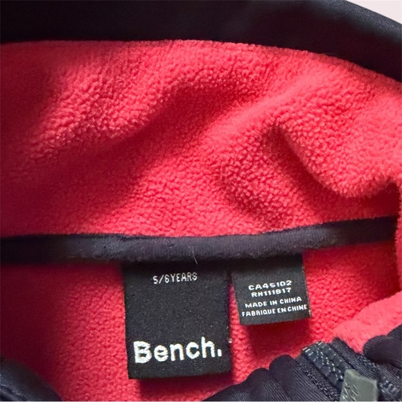 Bench Zip-Up - Picture 2 of 2